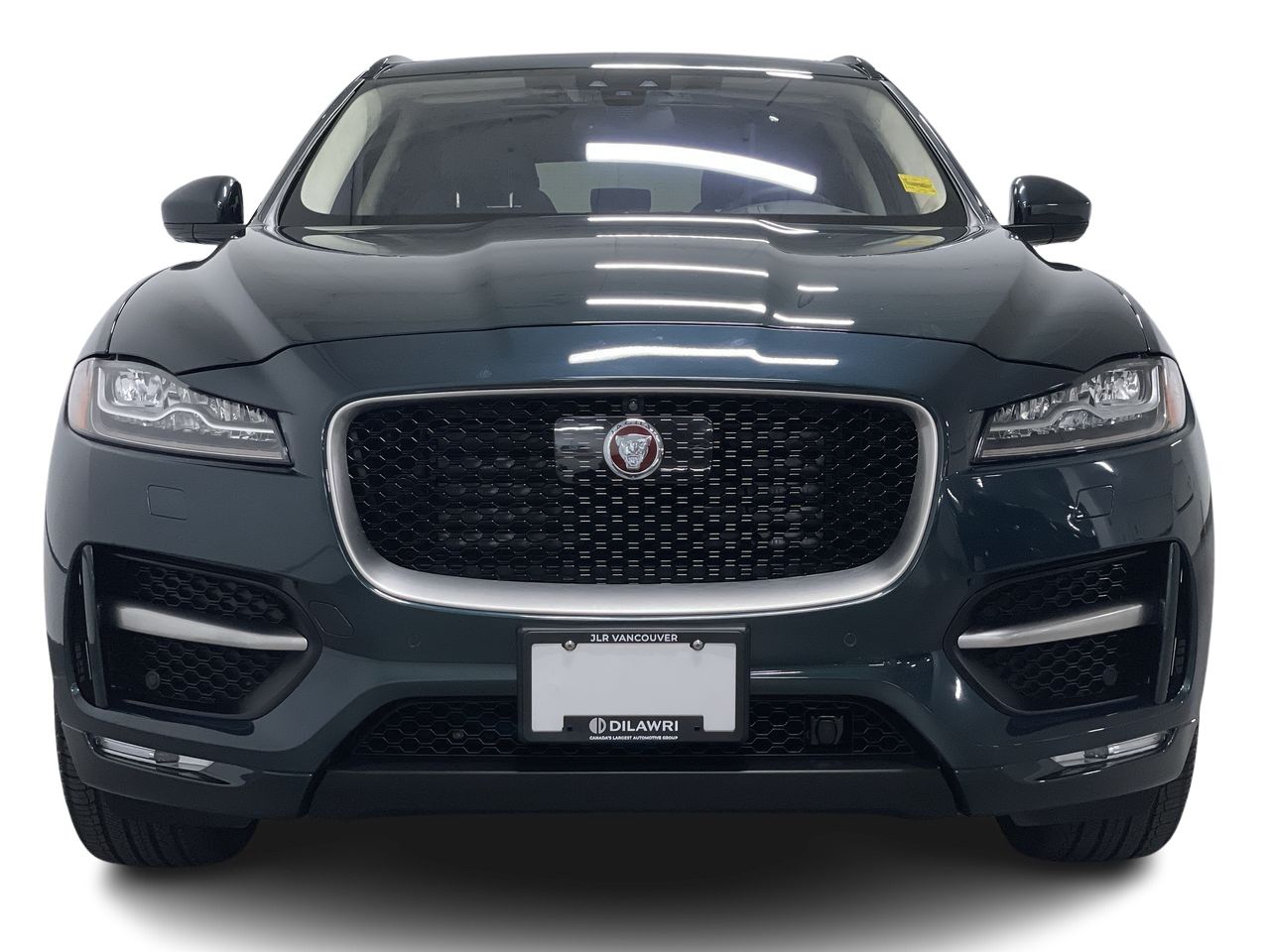2018  F-PACE