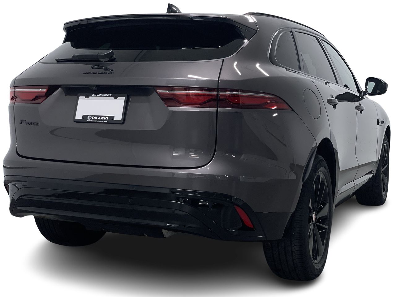 2022  F-PACE