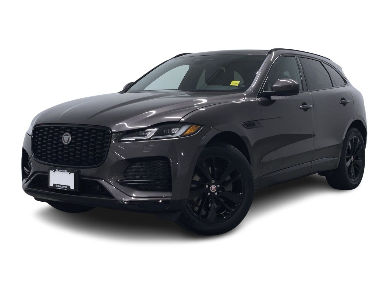 2022  F-PACE