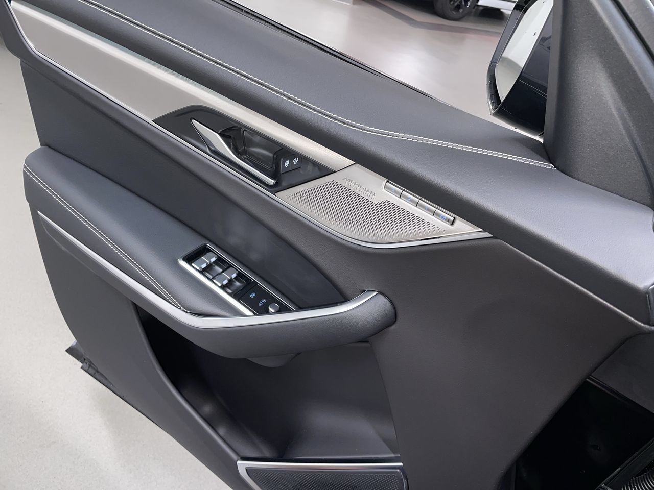 2026 Jaguar F-PACE in Vancouver, British Columbia