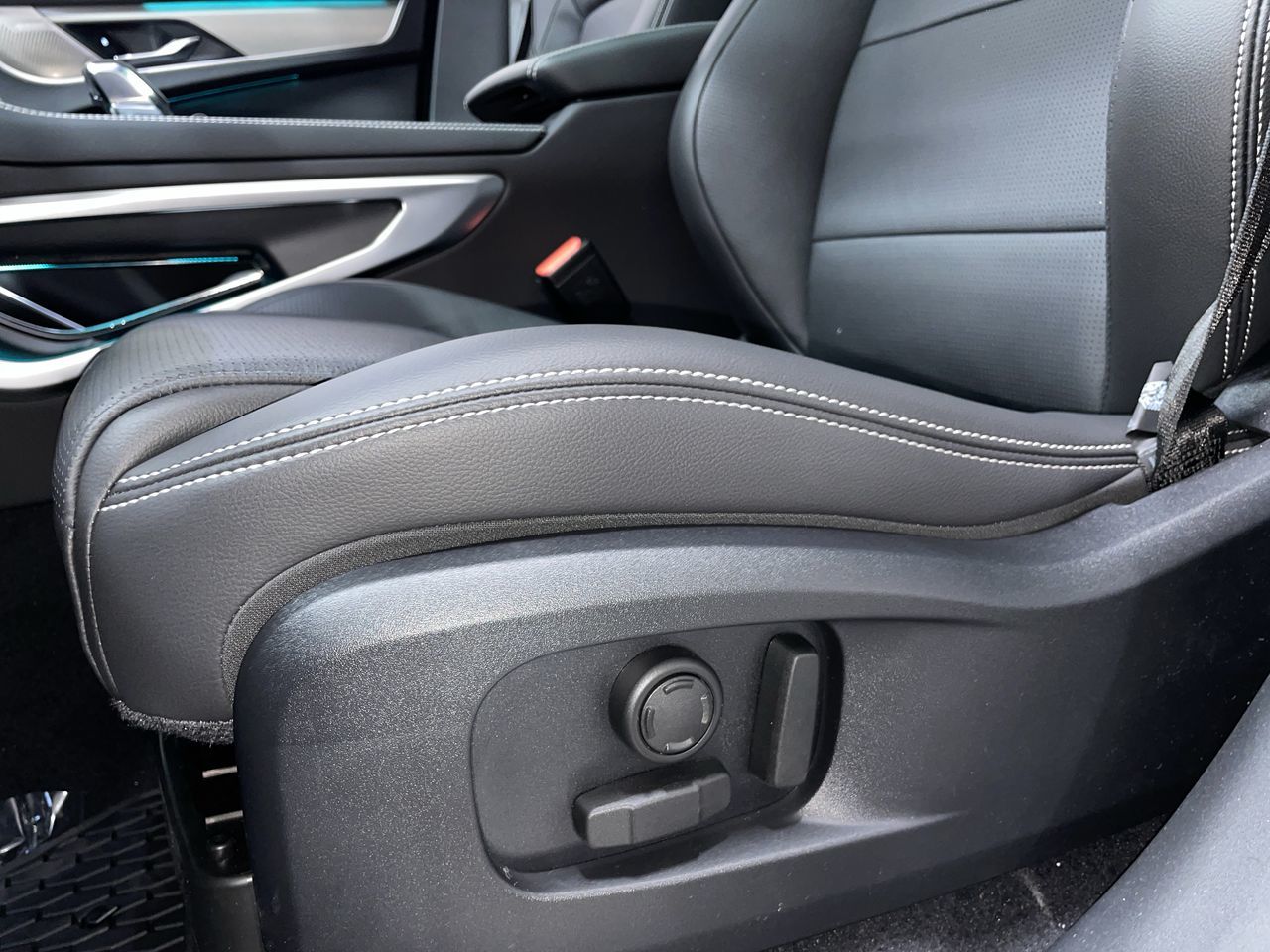 2026 Jaguar F-PACE in Vancouver, British Columbia