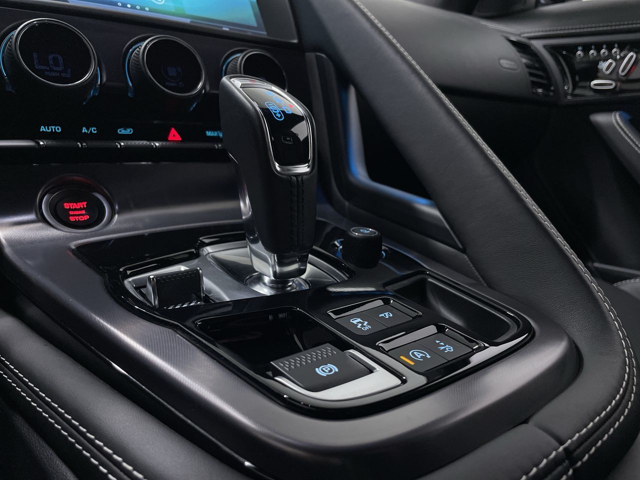 2024  F-Type