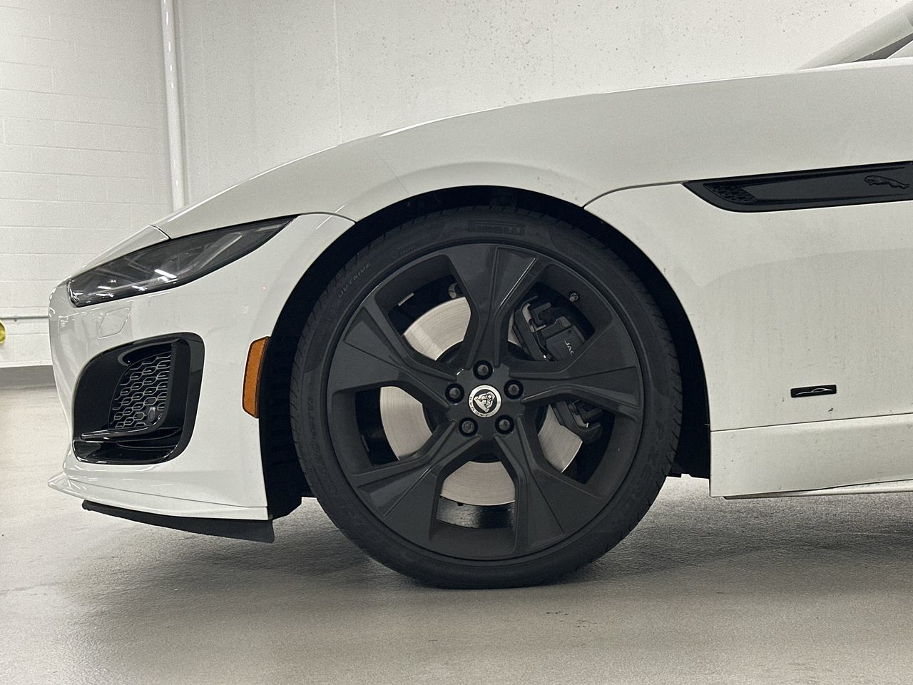 2024 Jaguar F-Type