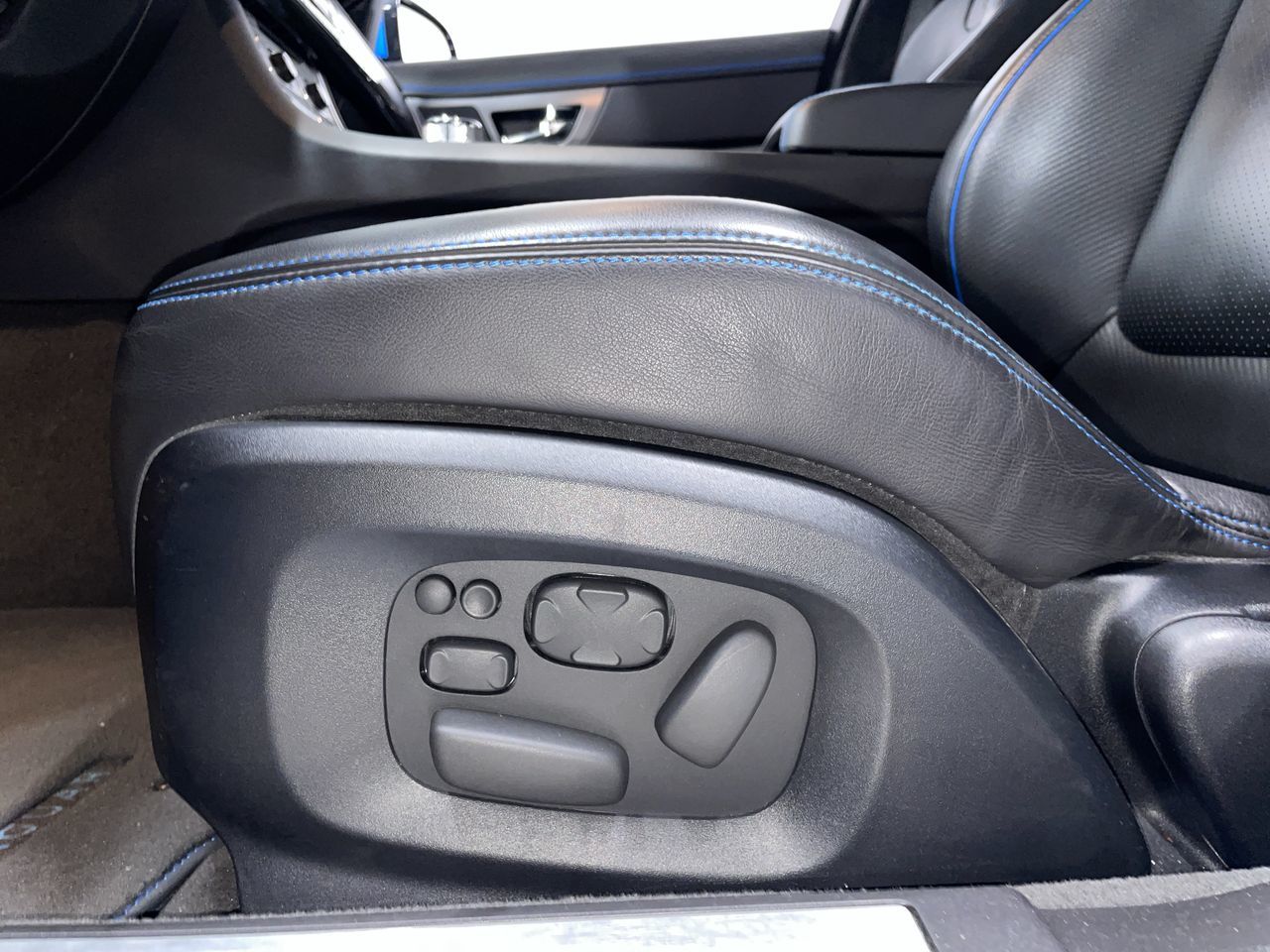 2013 Jaguar XFR-S