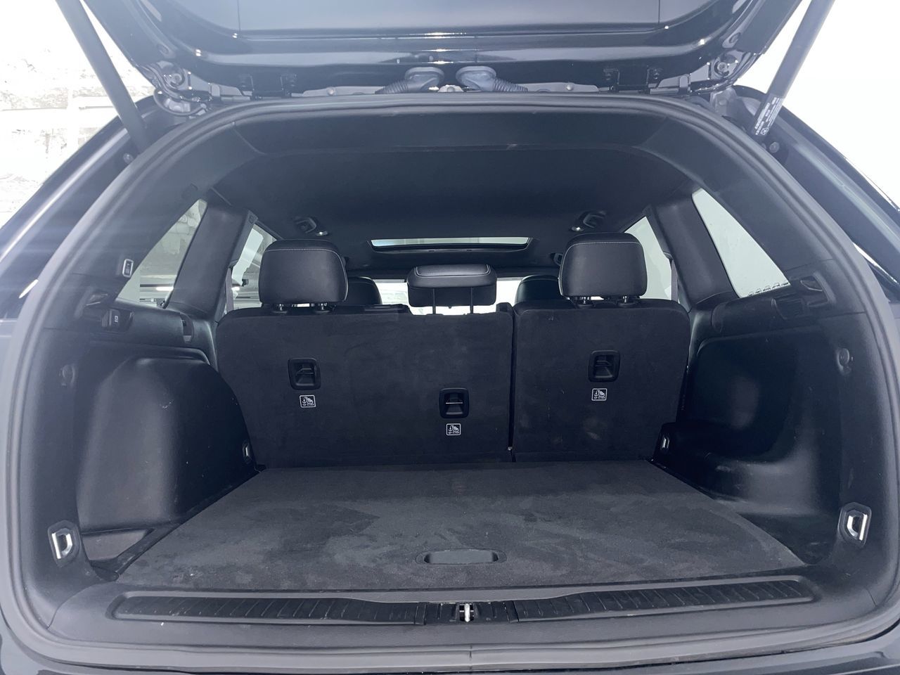 2024  GRAND CHEROKEE LAREDO