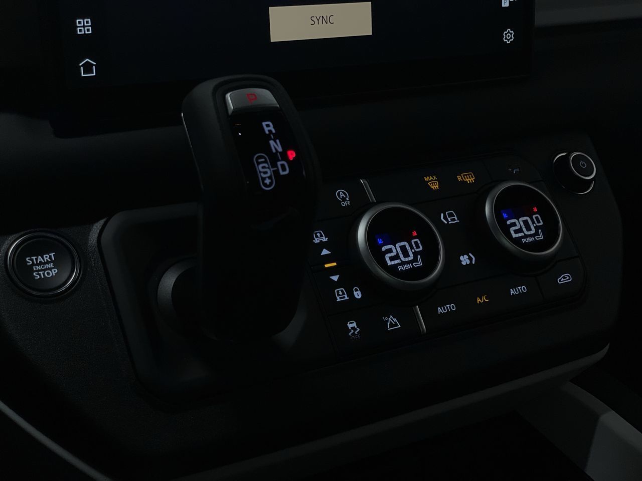 2025 Land Rover DEFENDER 110 MHEV in Vancouver, British Columbia