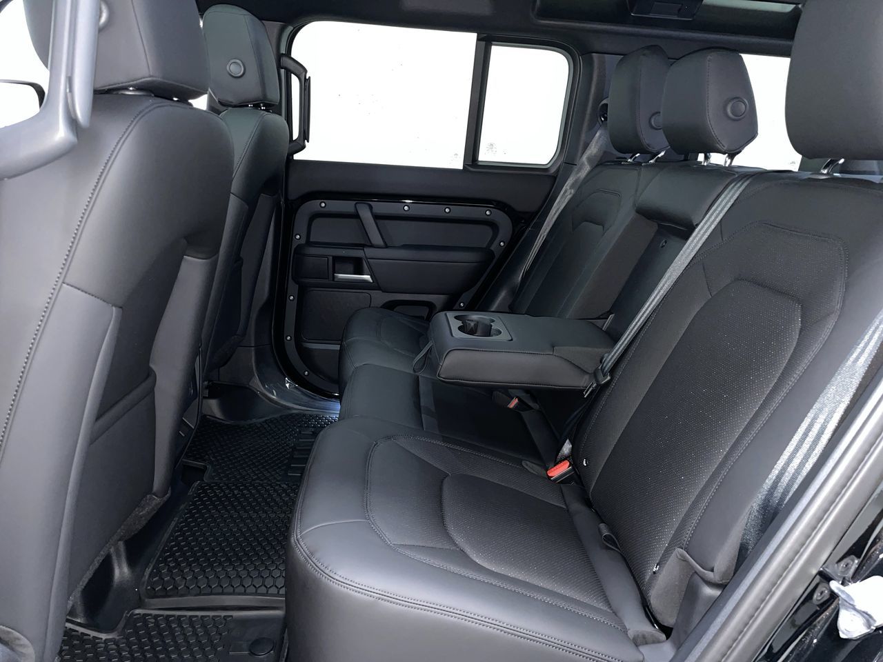 2025 Land Rover DEFENDER 110 MHEV in Vancouver, British Columbia