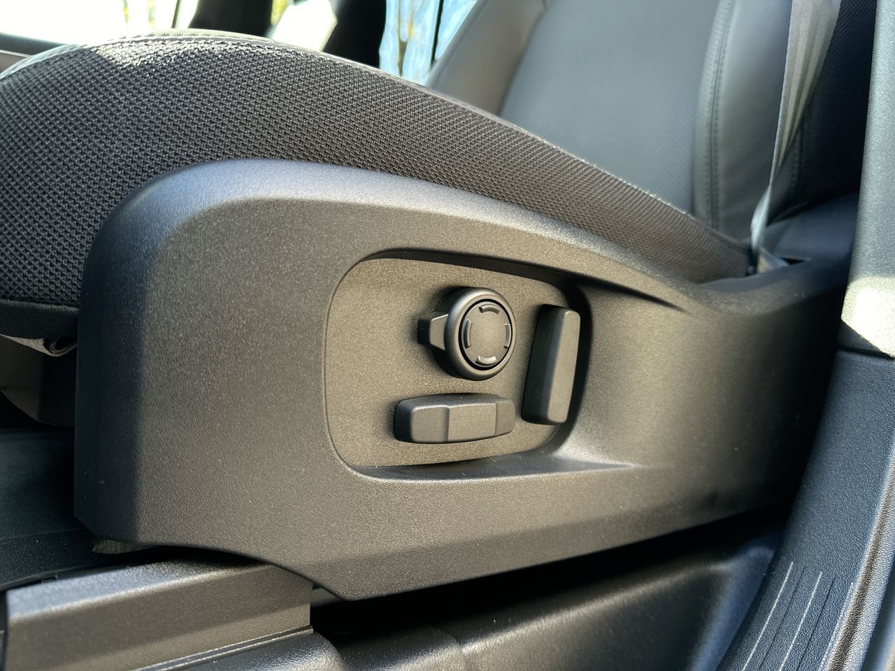 2025 Land Rover DEFENDER 110 Mild Hybrid in Vancouver, British Columbia