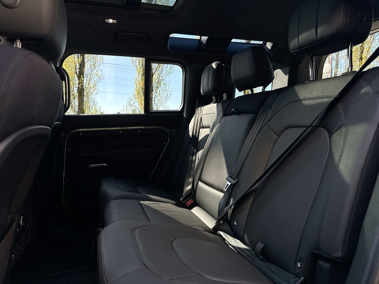 2025 Land Rover DEFENDER 110 Mild Hybrid in Vancouver, British Columbia