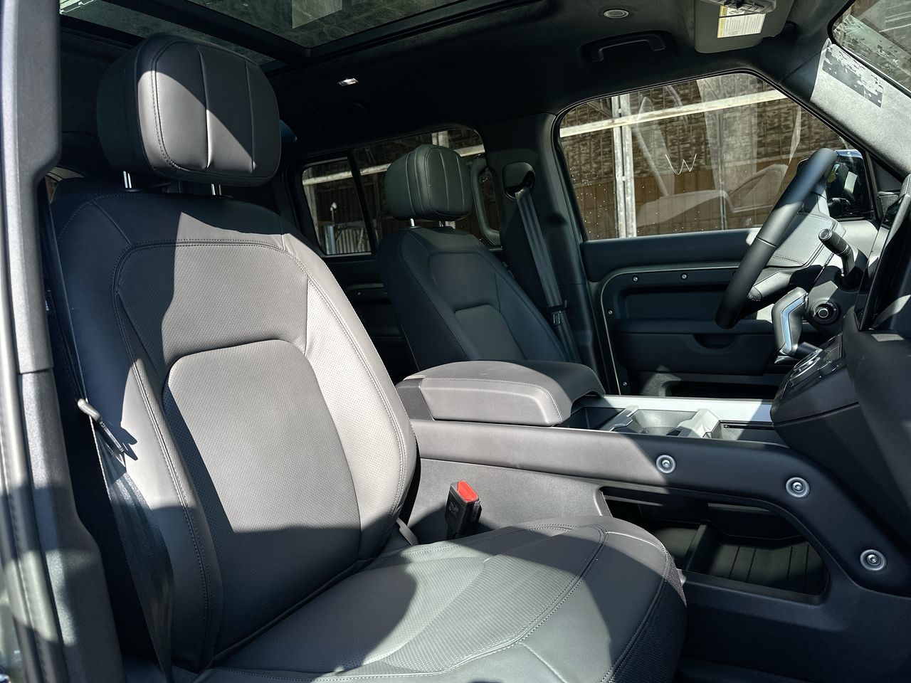 2025 Land Rover DEFENDER 110 Mild Hybrid in Vancouver, British Columbia