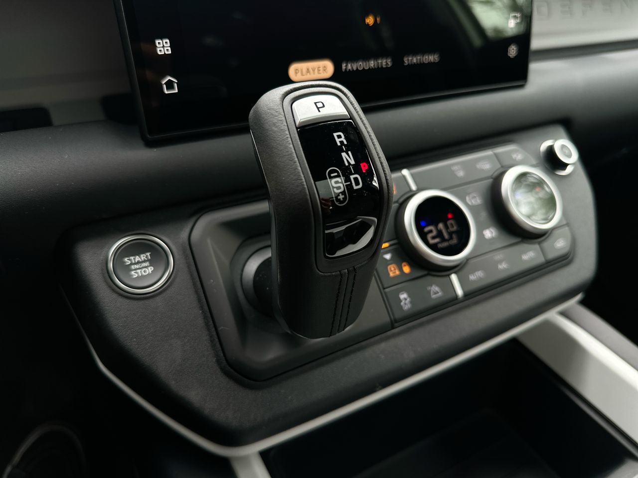 2025 Land Rover DEFENDER 110 Mild Hybrid in Vancouver, British Columbia