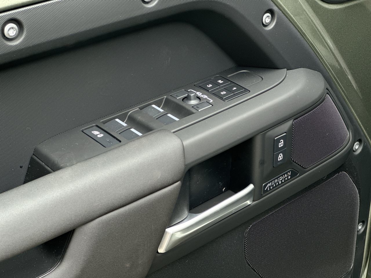 2025 Land Rover DEFENDER 110 Mild Hybrid in Vancouver, British Columbia