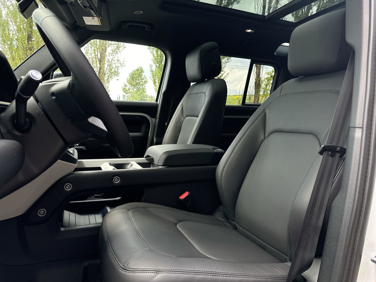 2025 Land Rover DEFENDER 110 MHEV in Vancouver, British Columbia