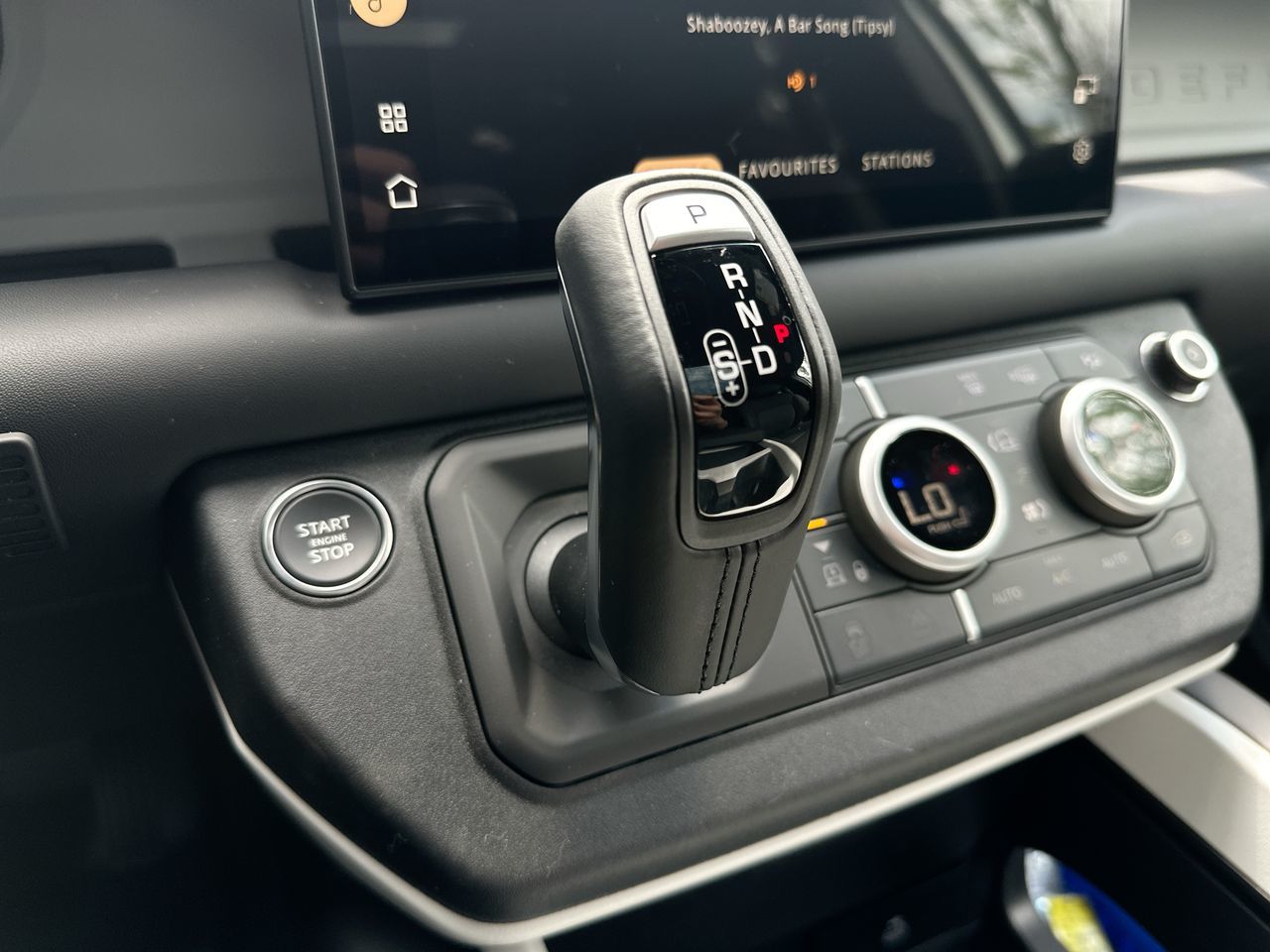 2025 Land Rover DEFENDER 110 MHEV in Vancouver, British Columbia