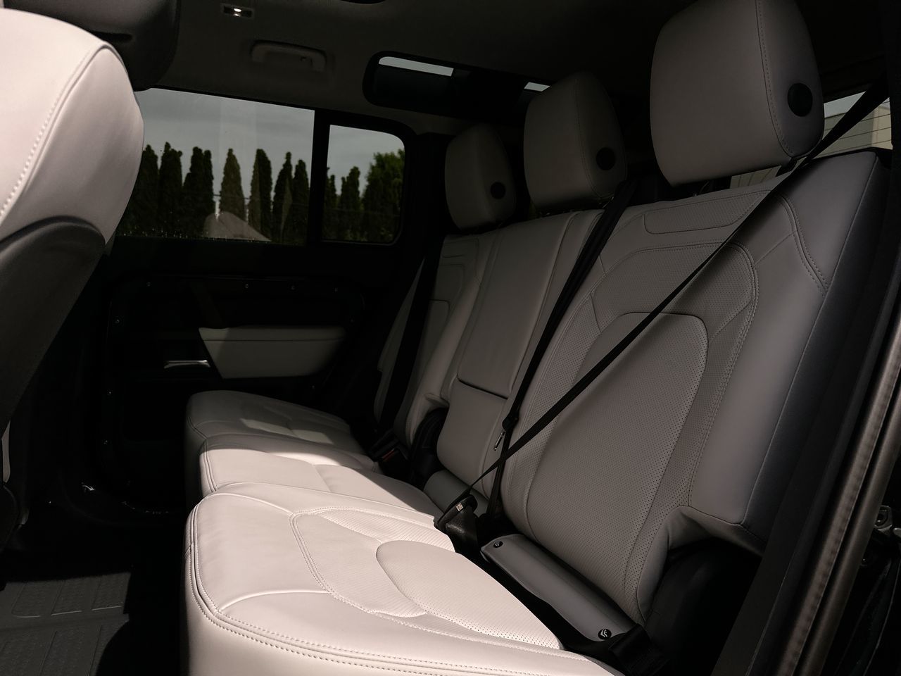 2025 Land Rover DEFENDER 110 Mild Hybrid in Vancouver, British Columbia