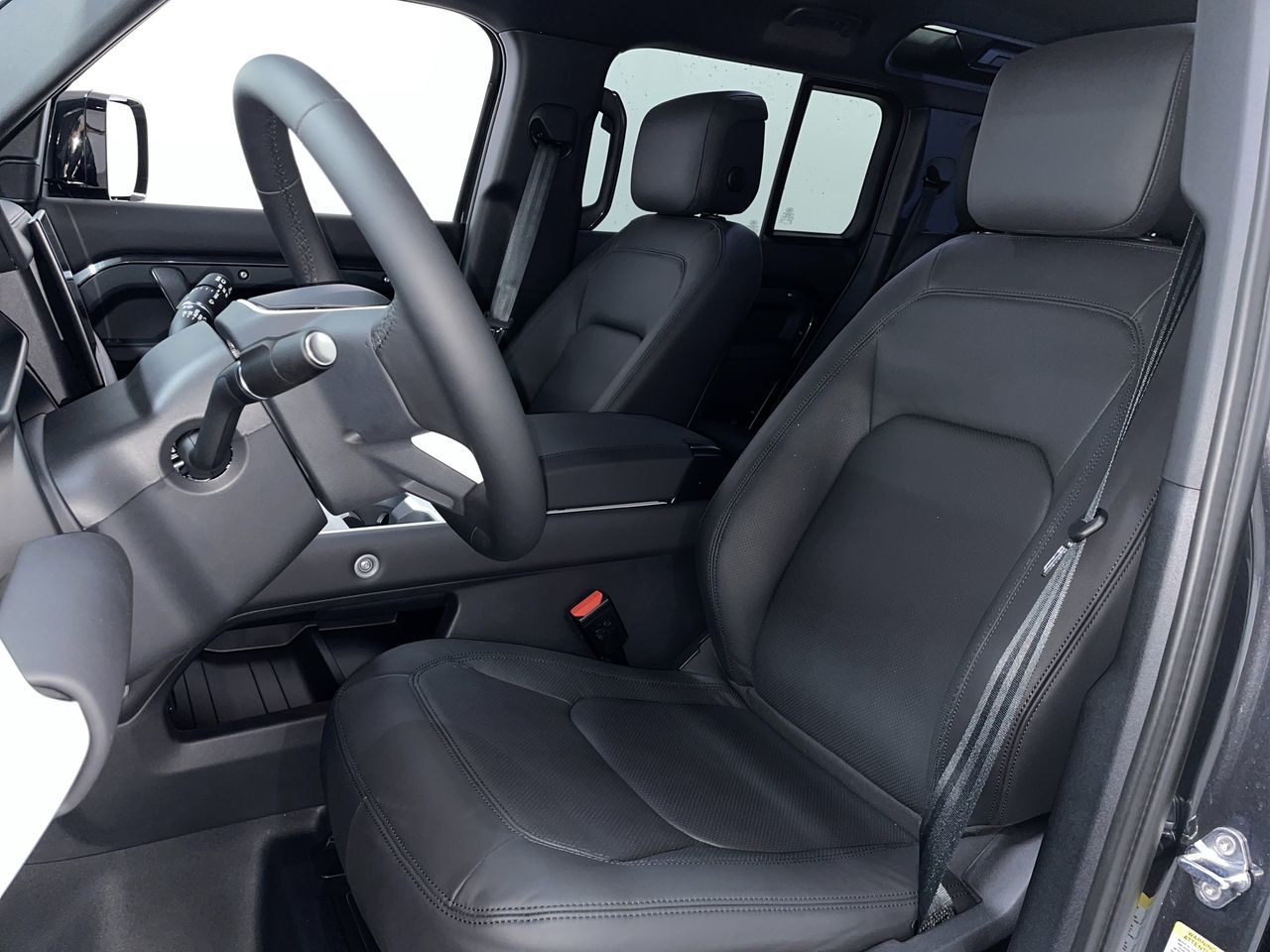 2025 Land Rover DEFENDER 110 Mild Hybrid in Vancouver, British Columbia