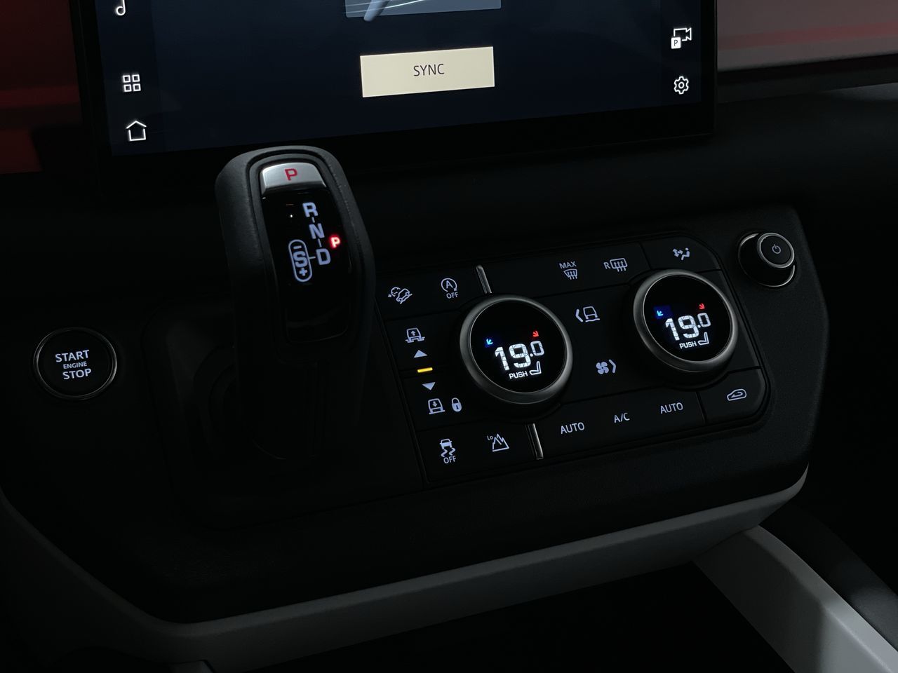 2025 Land Rover DEFENDER 110 Mild Hybrid in Vancouver, British Columbia