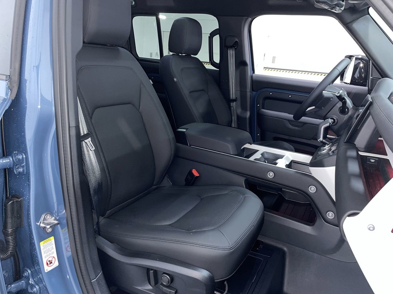 2025 Land Rover DEFENDER 110 Mild Hybrid in Vancouver, British Columbia