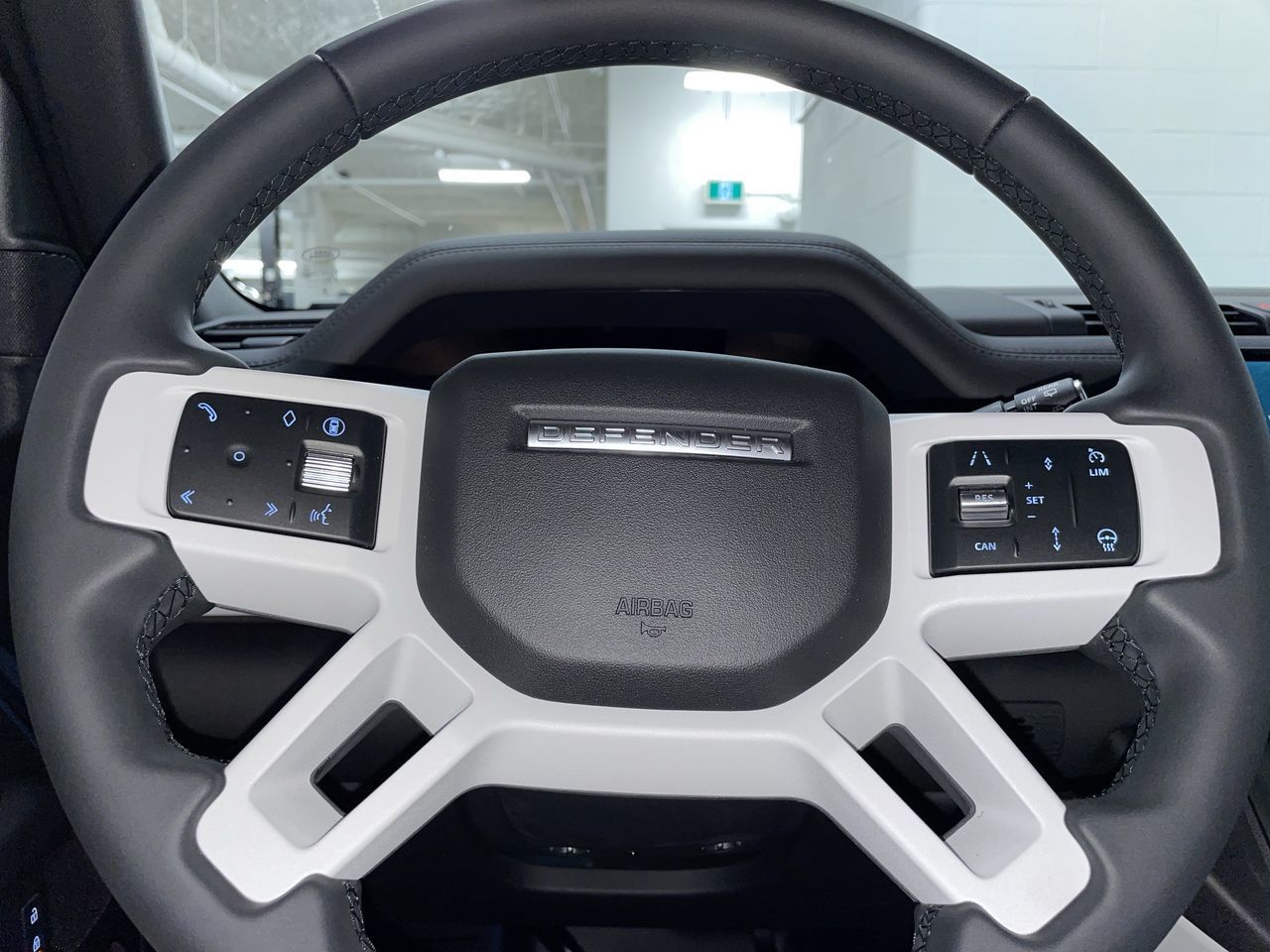 2025 Land Rover DEFENDER 110 Mild Hybrid in Vancouver, British Columbia