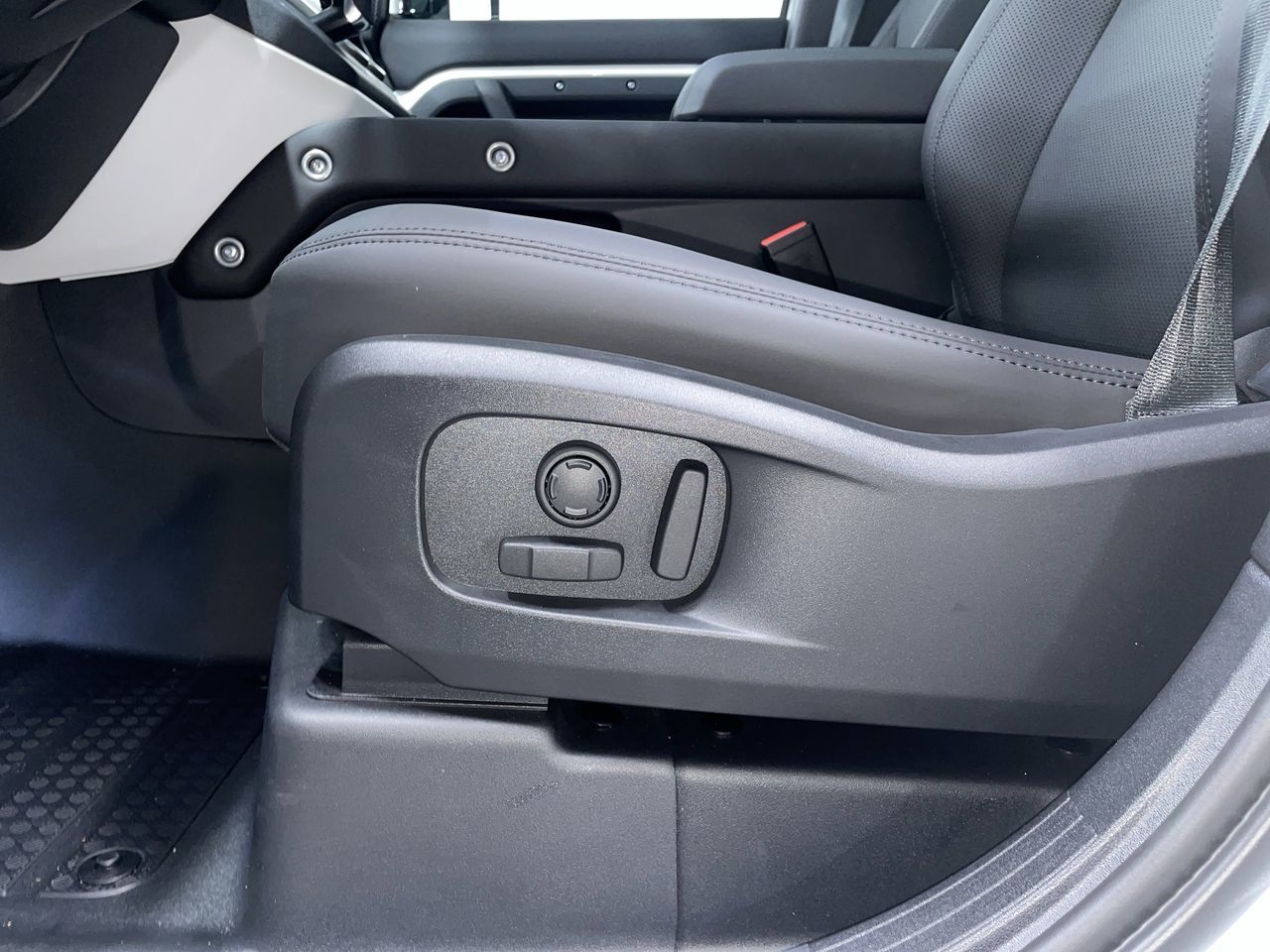 Land Rover Defender 110 Mild Hybrid  2025 à , Colombie-Britannique