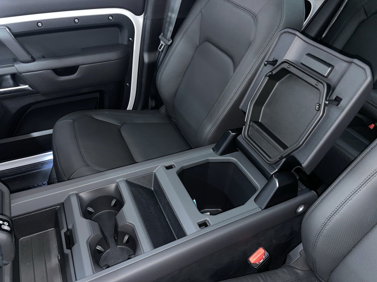 2026 Land Rover Defender 110 Mild Hybrid in Vancouver, British Columbia