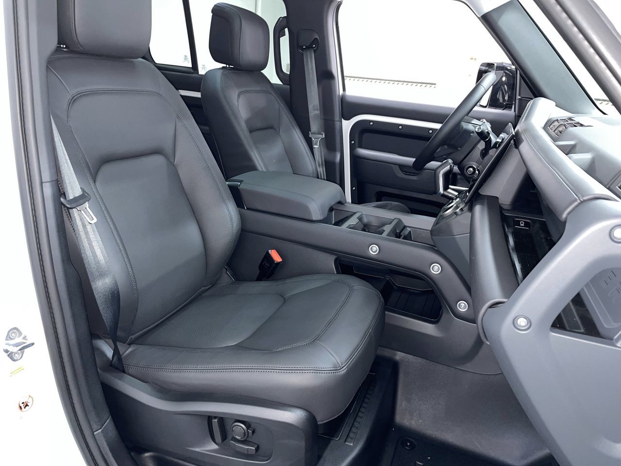 2026  Defender 110 Mild Hybrid