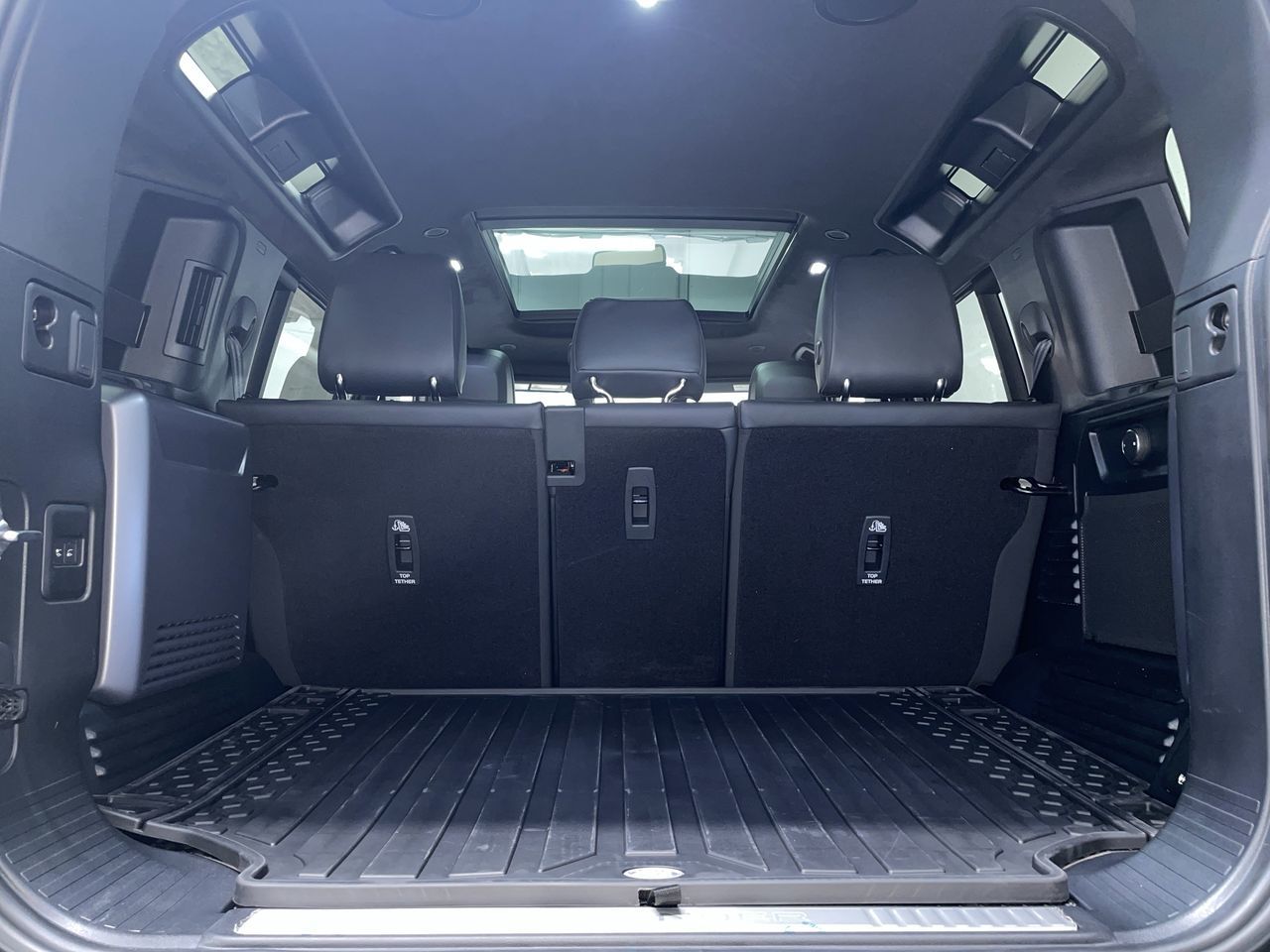 2026 Land Rover Defender 110 Mild Hybrid in Vancouver, British Columbia