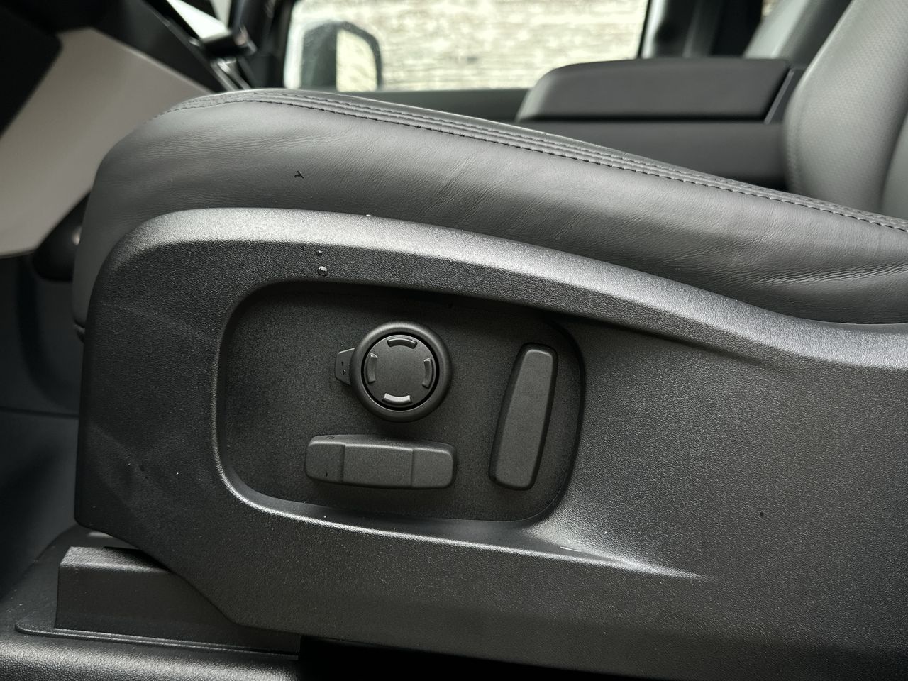 Land Rover Defender 110 Mild Hybrid  2026 à , Colombie-Britannique