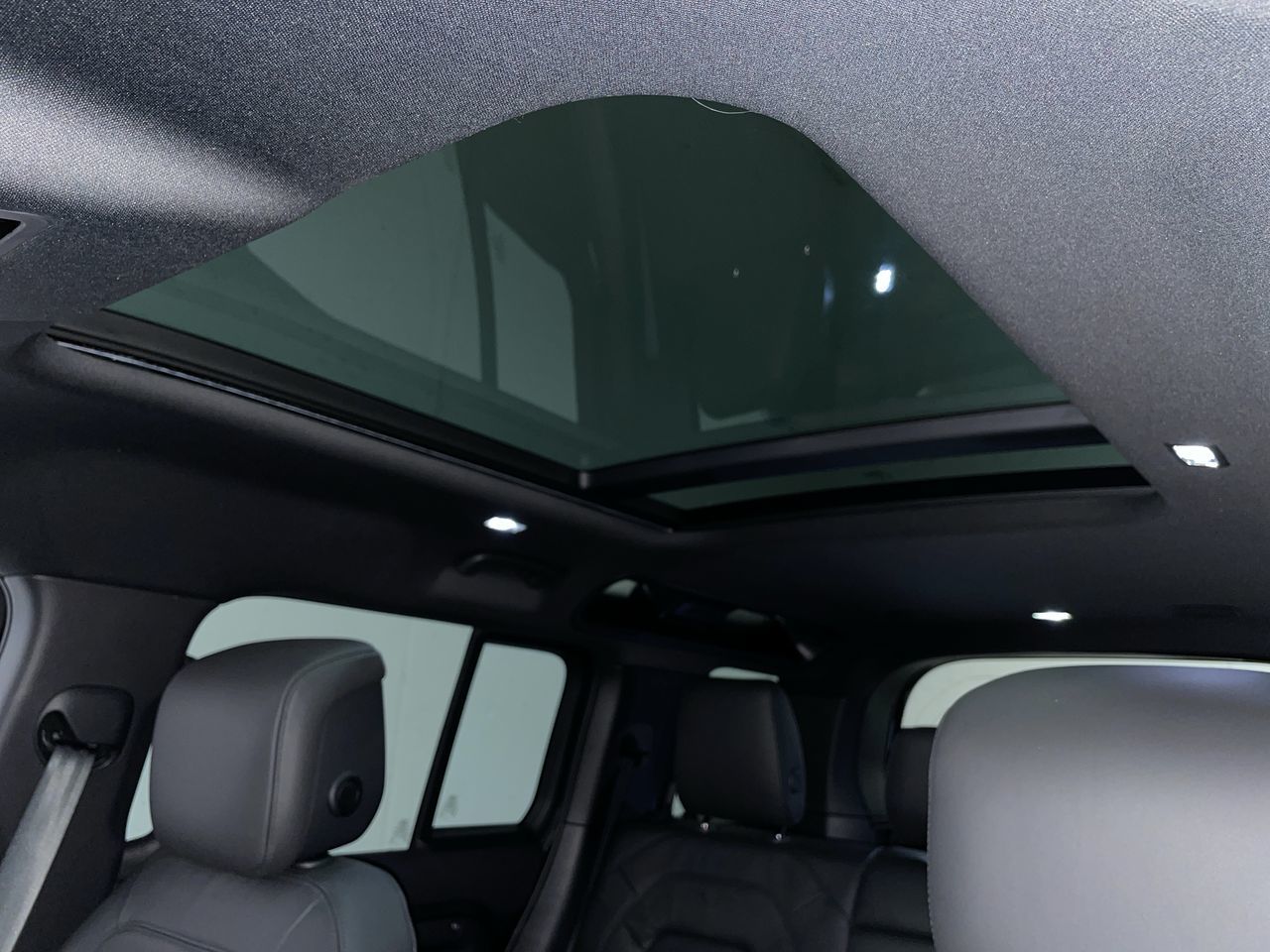 2026  Defender 110 Mild Hybrid