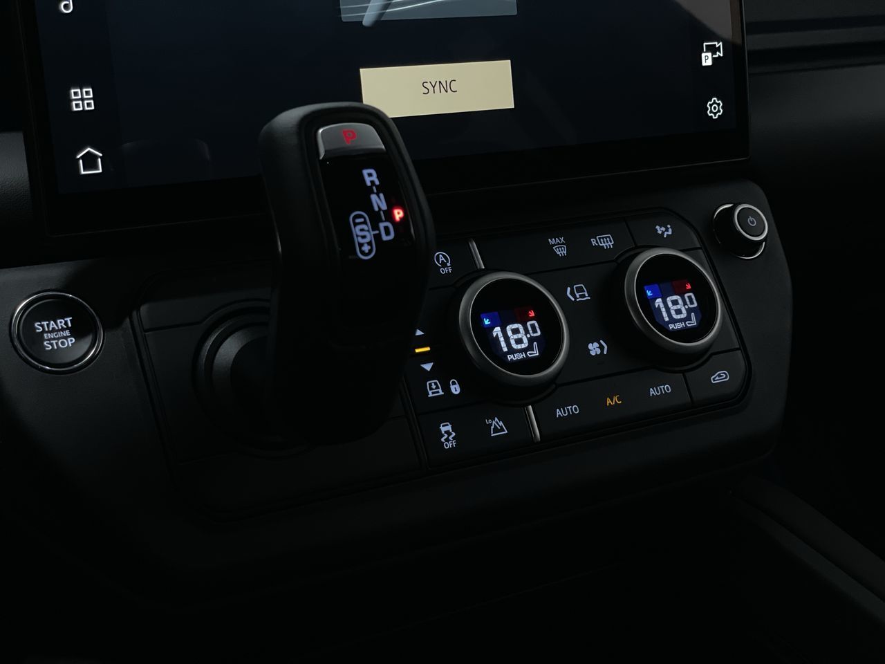 2026  Defender 110 Mild Hybrid