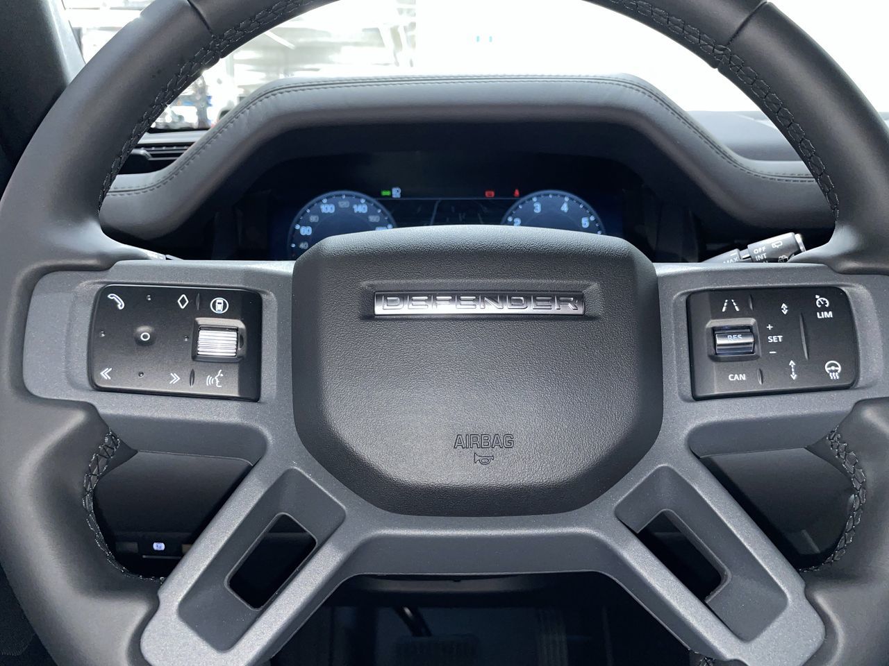 2026  Defender 110 Mild Hybrid