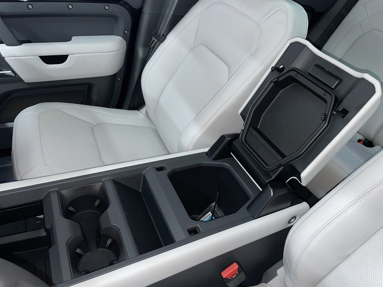 2026 Land Rover Defender 110 Mild Hybrid in Vancouver, British Columbia