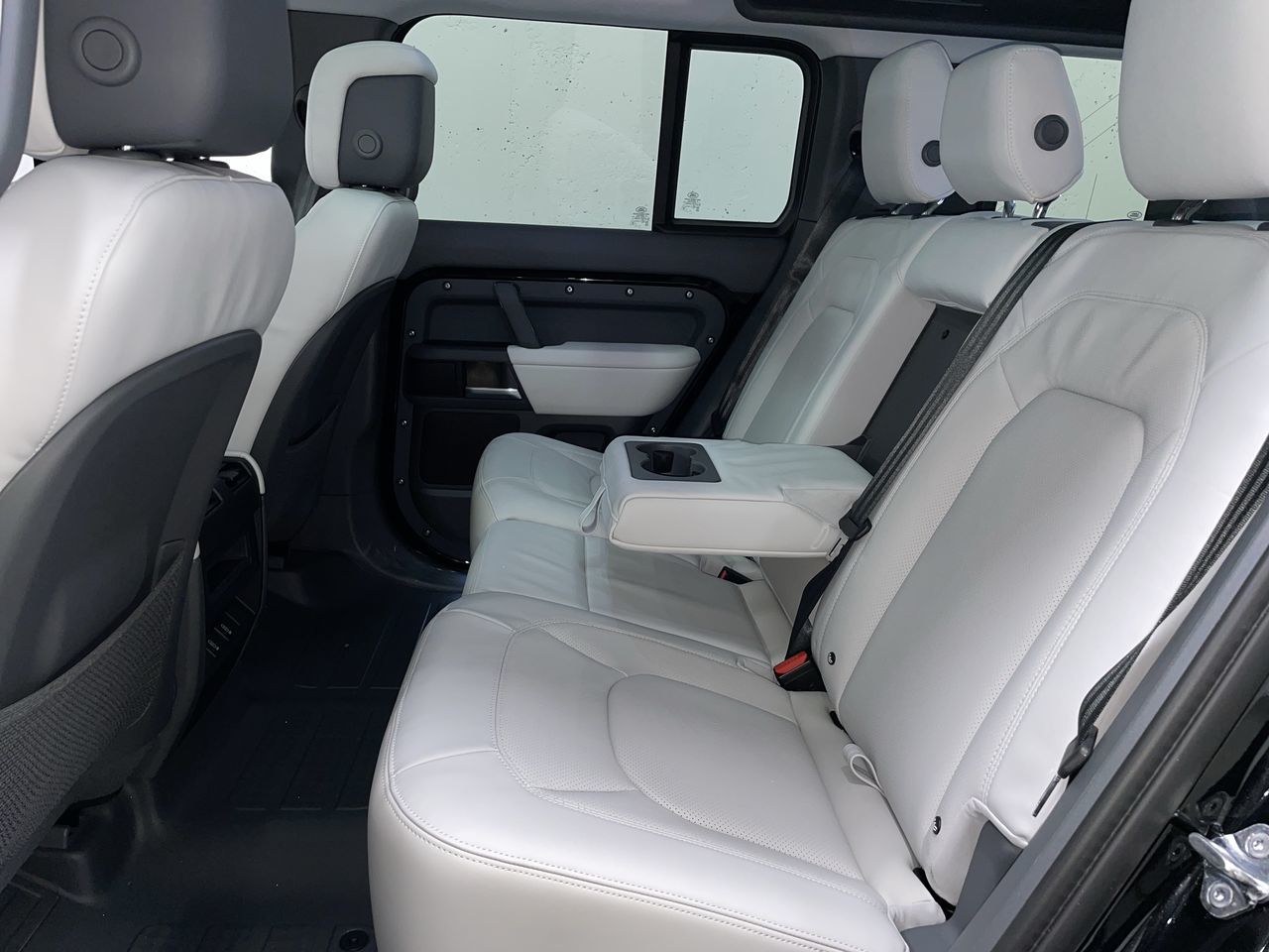 2026 Land Rover Defender 110 Mild Hybrid in Vancouver, British Columbia