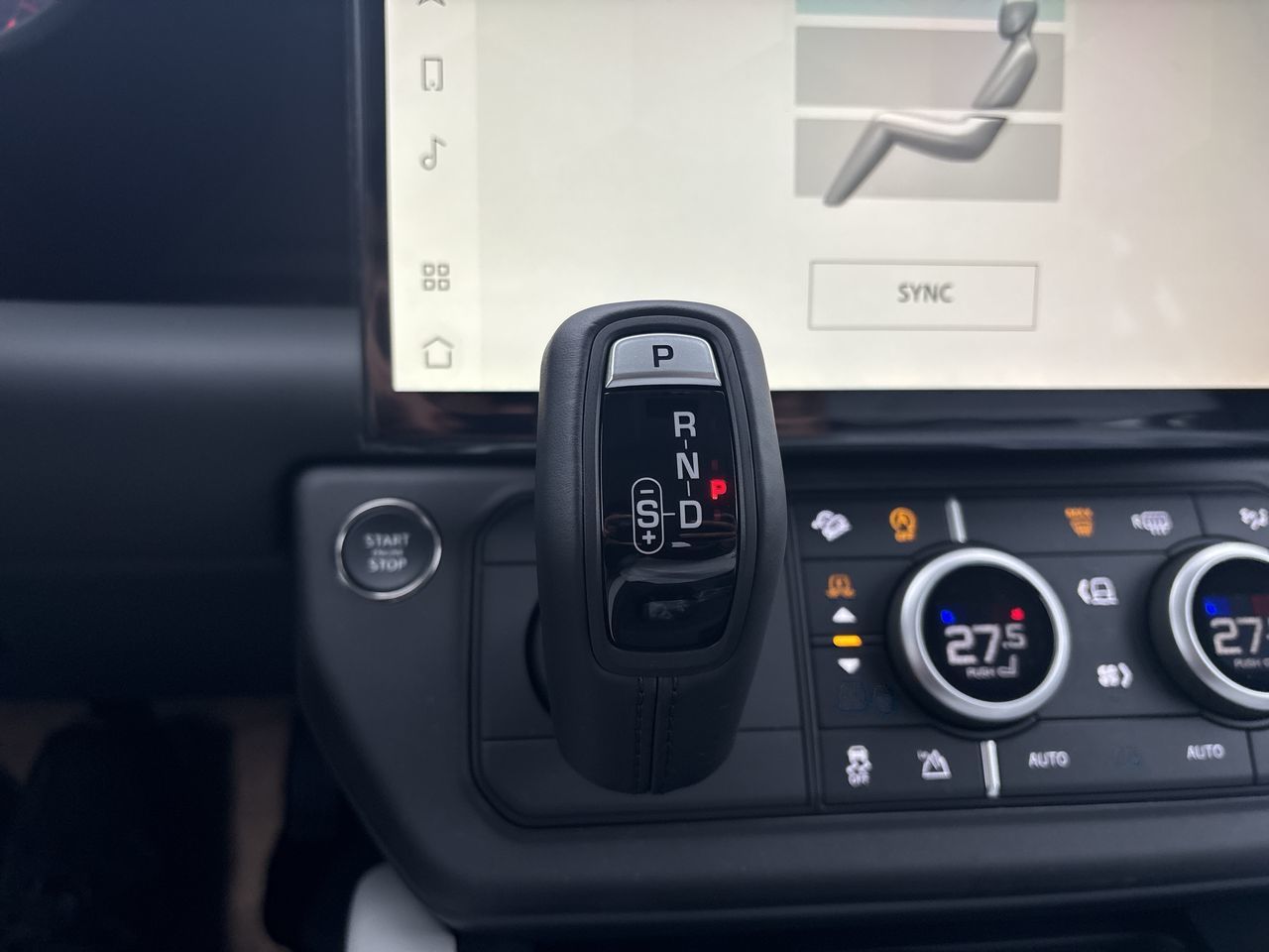 2026  Defender 110 Mild Hybrid