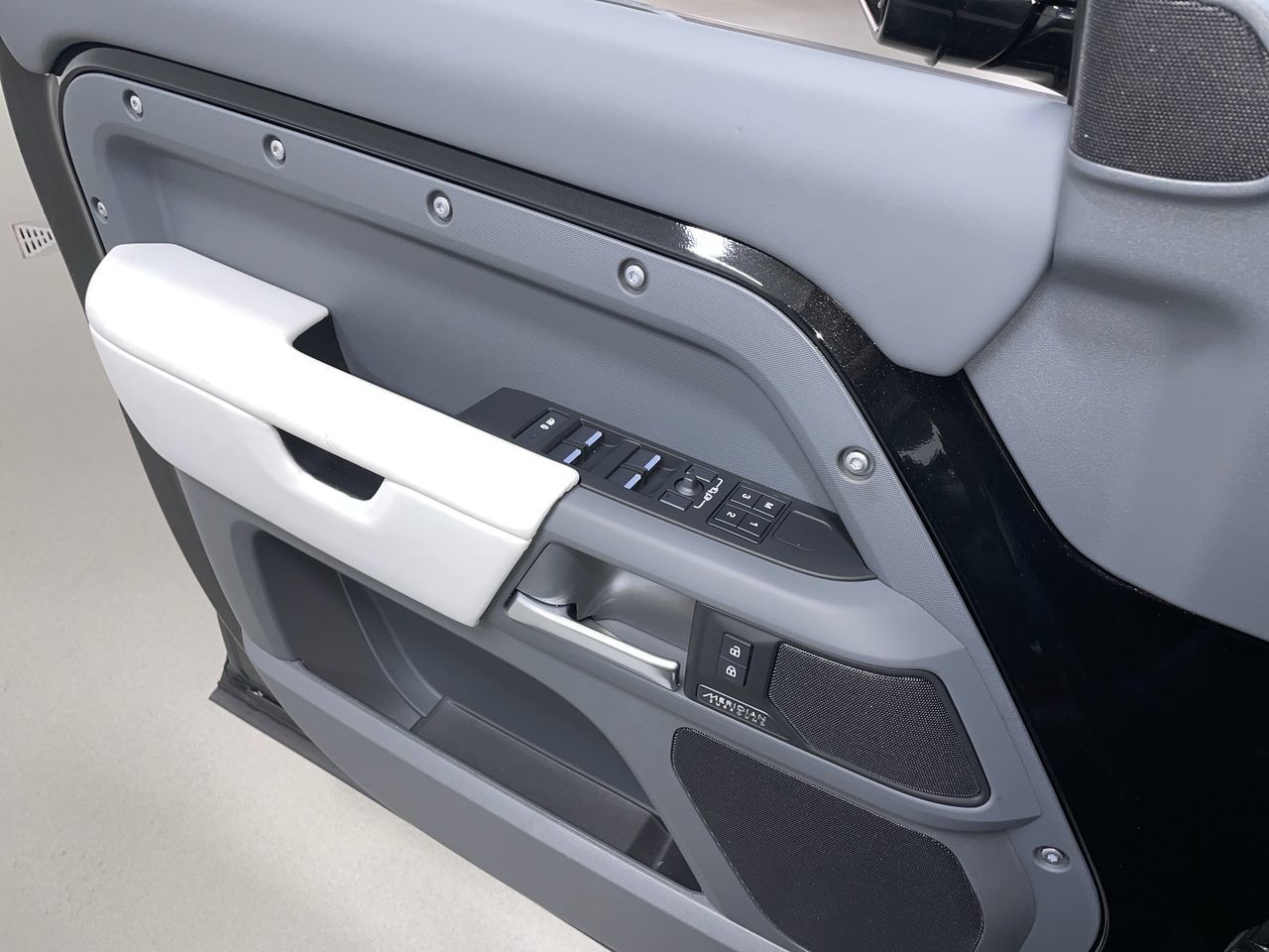 2026 Land Rover Defender 110 Mild Hybrid in Vancouver, British Columbia