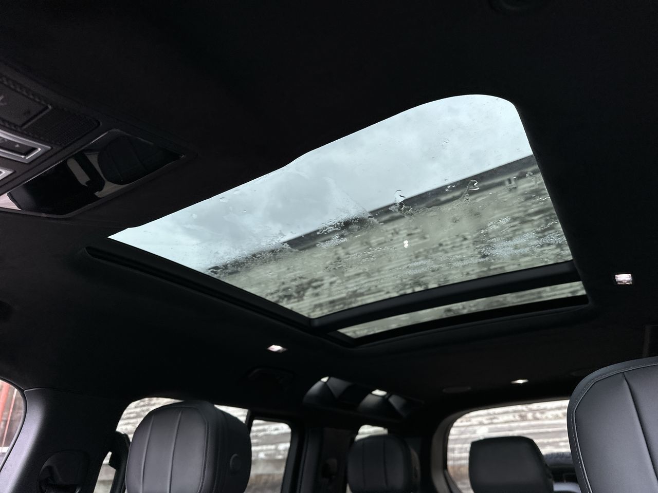 2026  Defender 110 Mild Hybrid