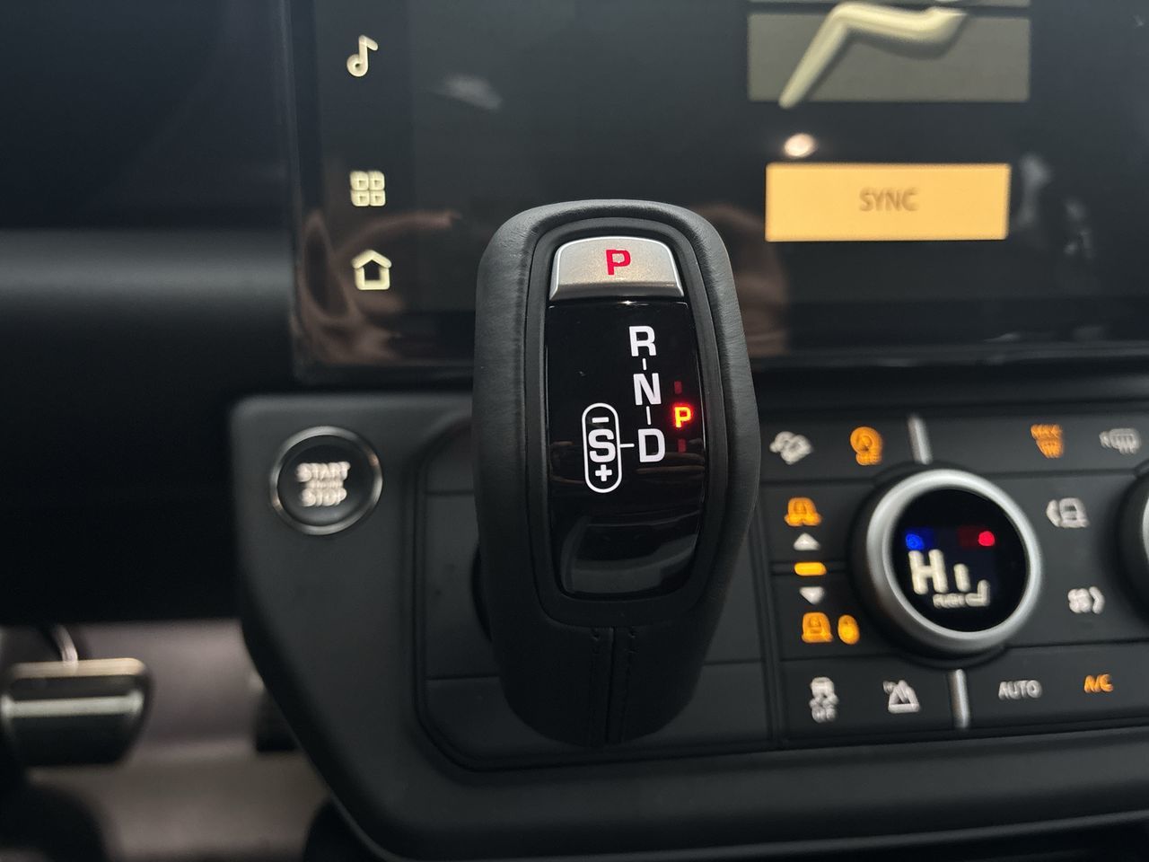 2026  Defender 110 Mild Hybrid