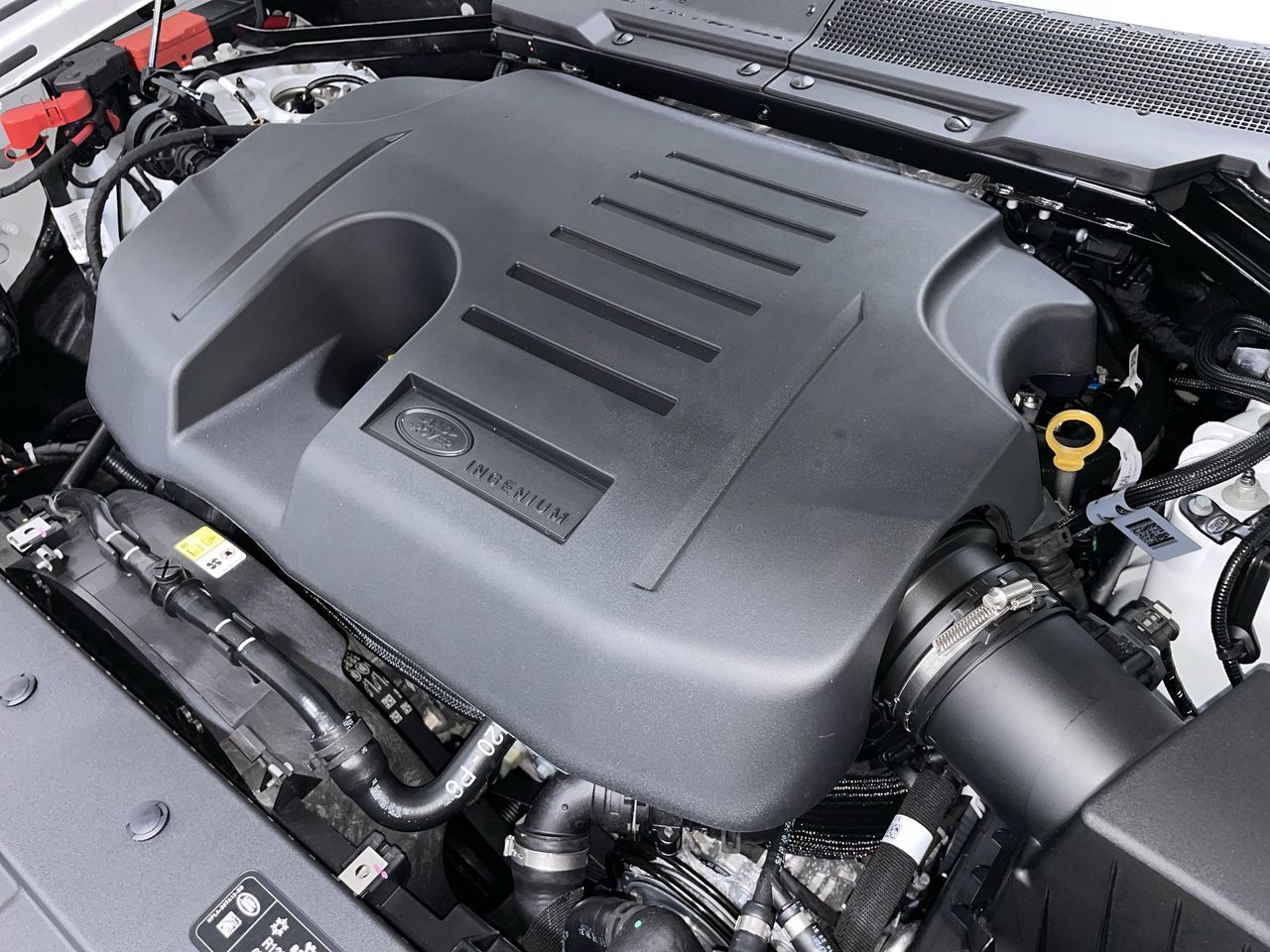 2026  Defender 110 Mild Hybrid