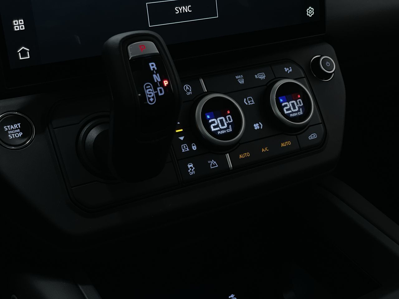 2026  Defender 110 Mild Hybrid