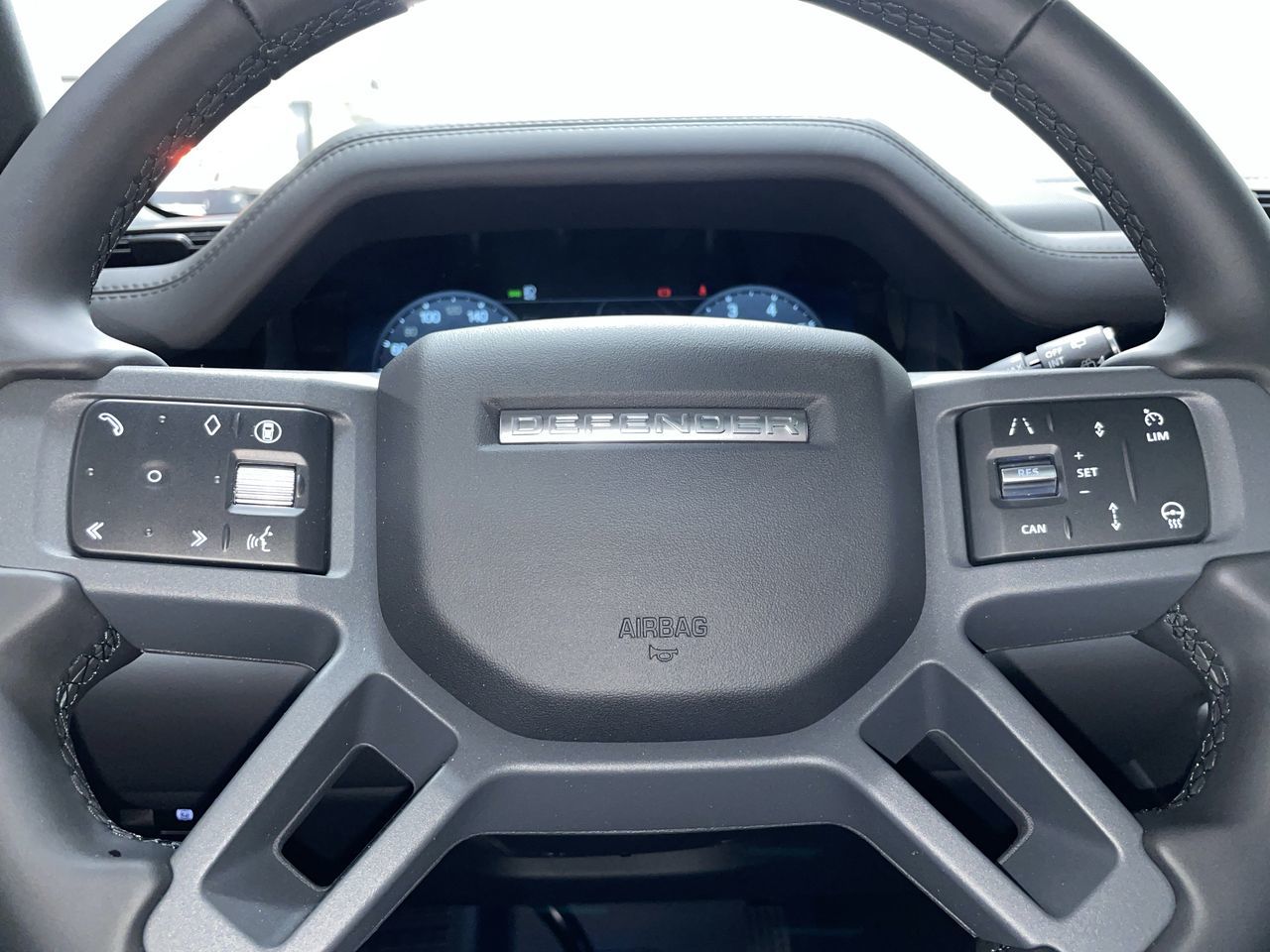 2026  Defender 110 Mild Hybrid