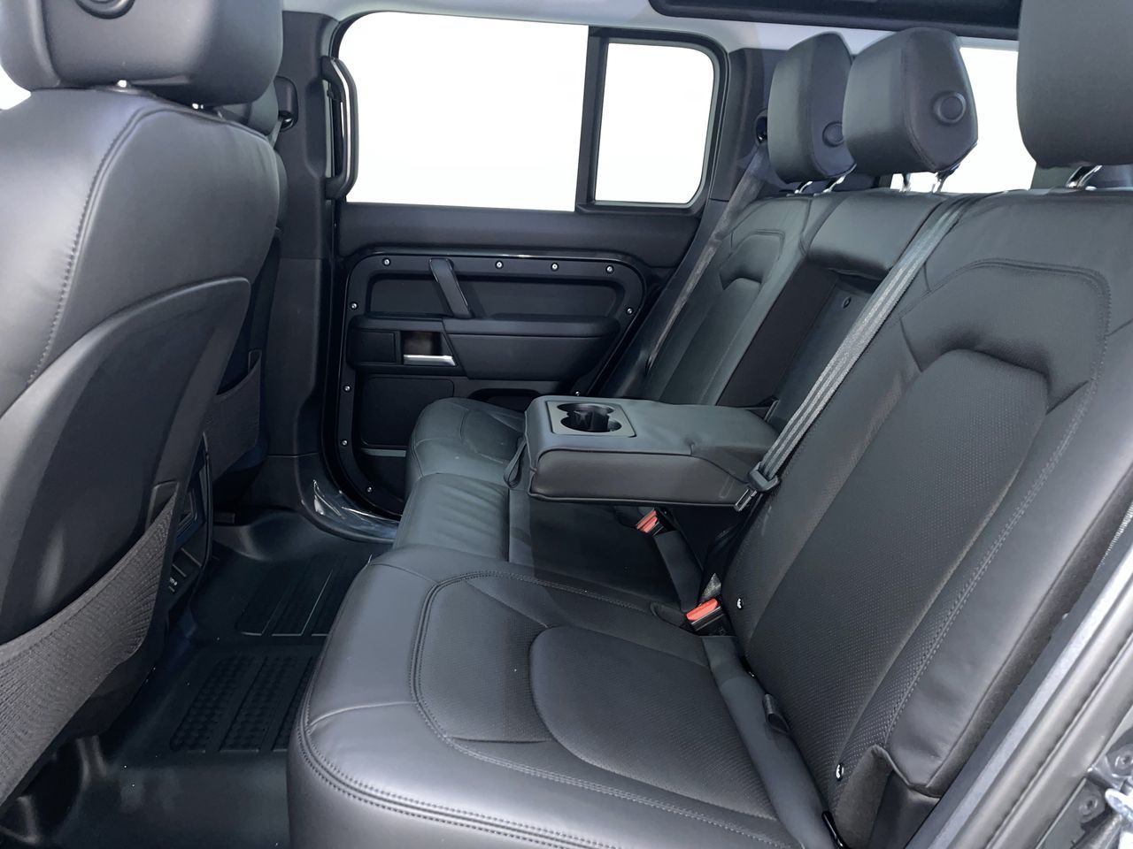 2026 Land Rover Defender 110 Mild Hybrid in Vancouver, British Columbia