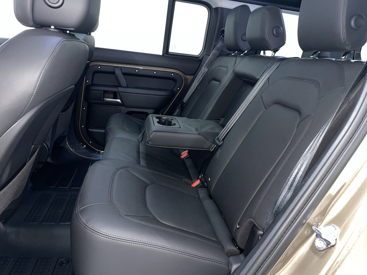 2026 Land Rover Defender 110 Mild Hybrid in Vancouver, British Columbia