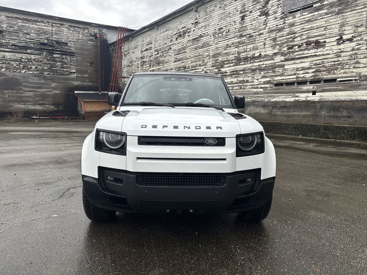 2026  Defender 110 Mild Hybrid