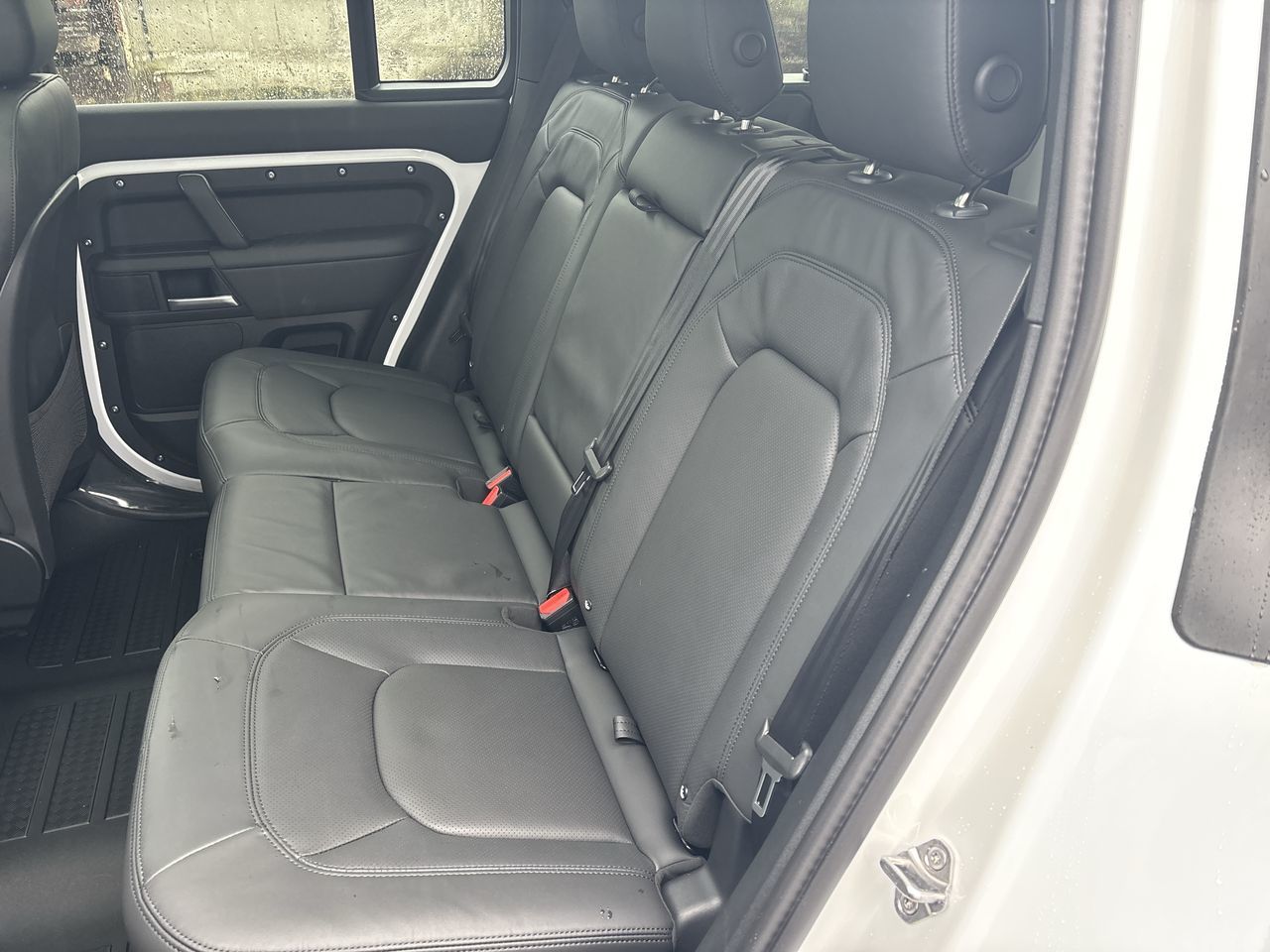 2026  Defender 110 Mild Hybrid