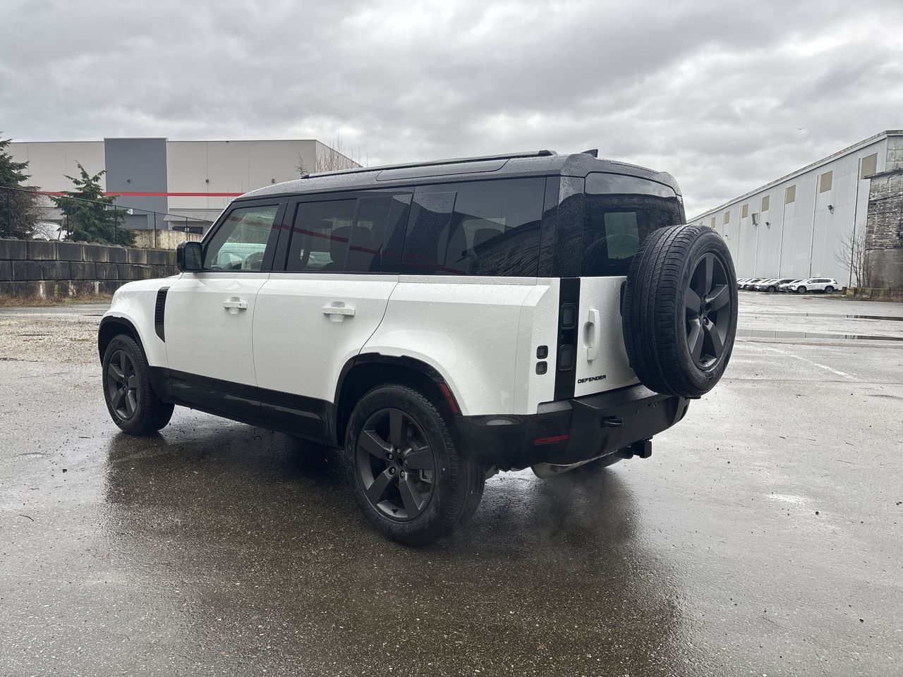 2026  Defender 110 Mild Hybrid