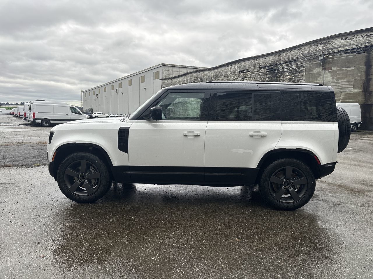 2026  Defender 110 Mild Hybrid