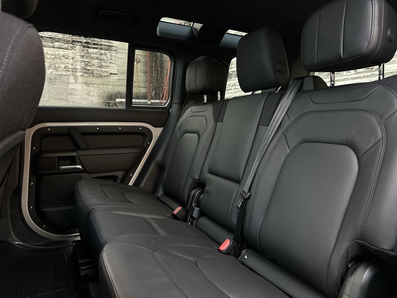 2026  Defender 110 Mild Hybrid