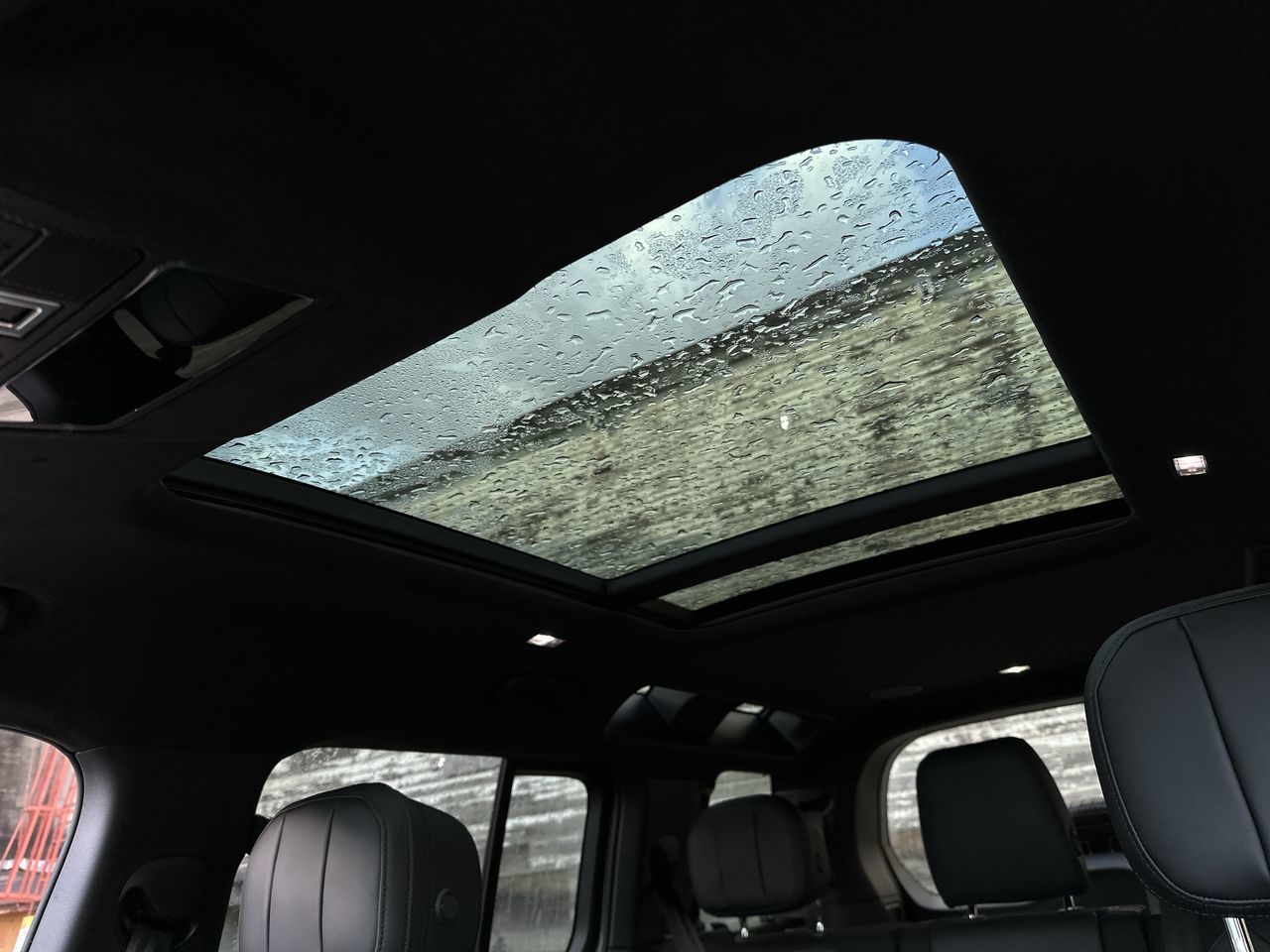 2026  Defender 110 Mild Hybrid