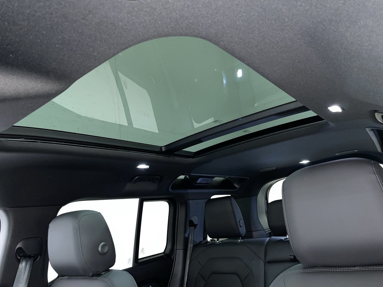 2026  Defender 110 Mild Hybrid