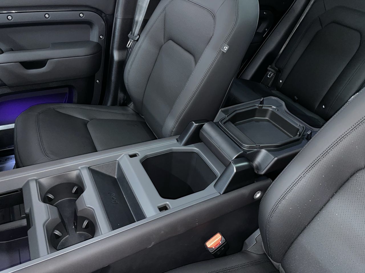 2026  Defender 110 Mild Hybrid